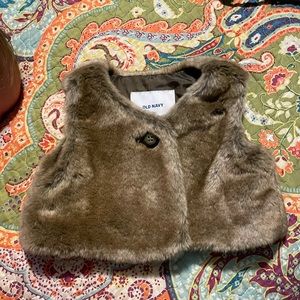 Infant girls fur vest